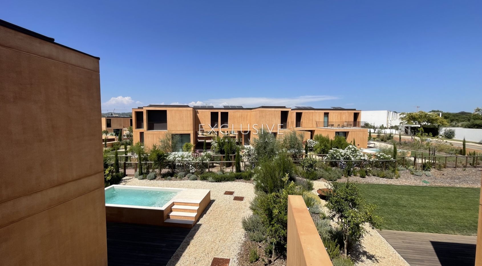 Luxuriöse Villa mit 3 Schlafzimmern, privatem Pool und Garten in Vilamoura