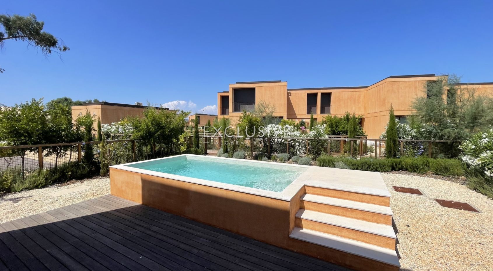 Luxuriöse Villa mit 3 Schlafzimmern, privatem Pool und Garten in Vilamoura