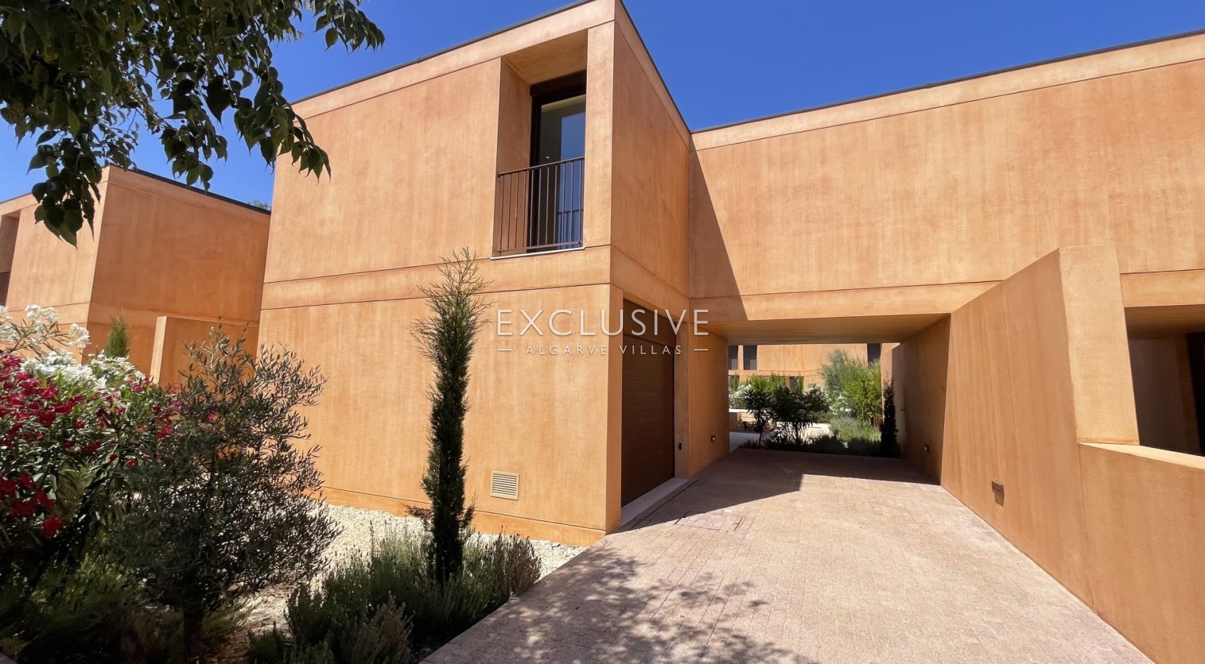 Luxuriöse Villa mit 3 Schlafzimmern, privatem Pool und Garten in Vilamoura