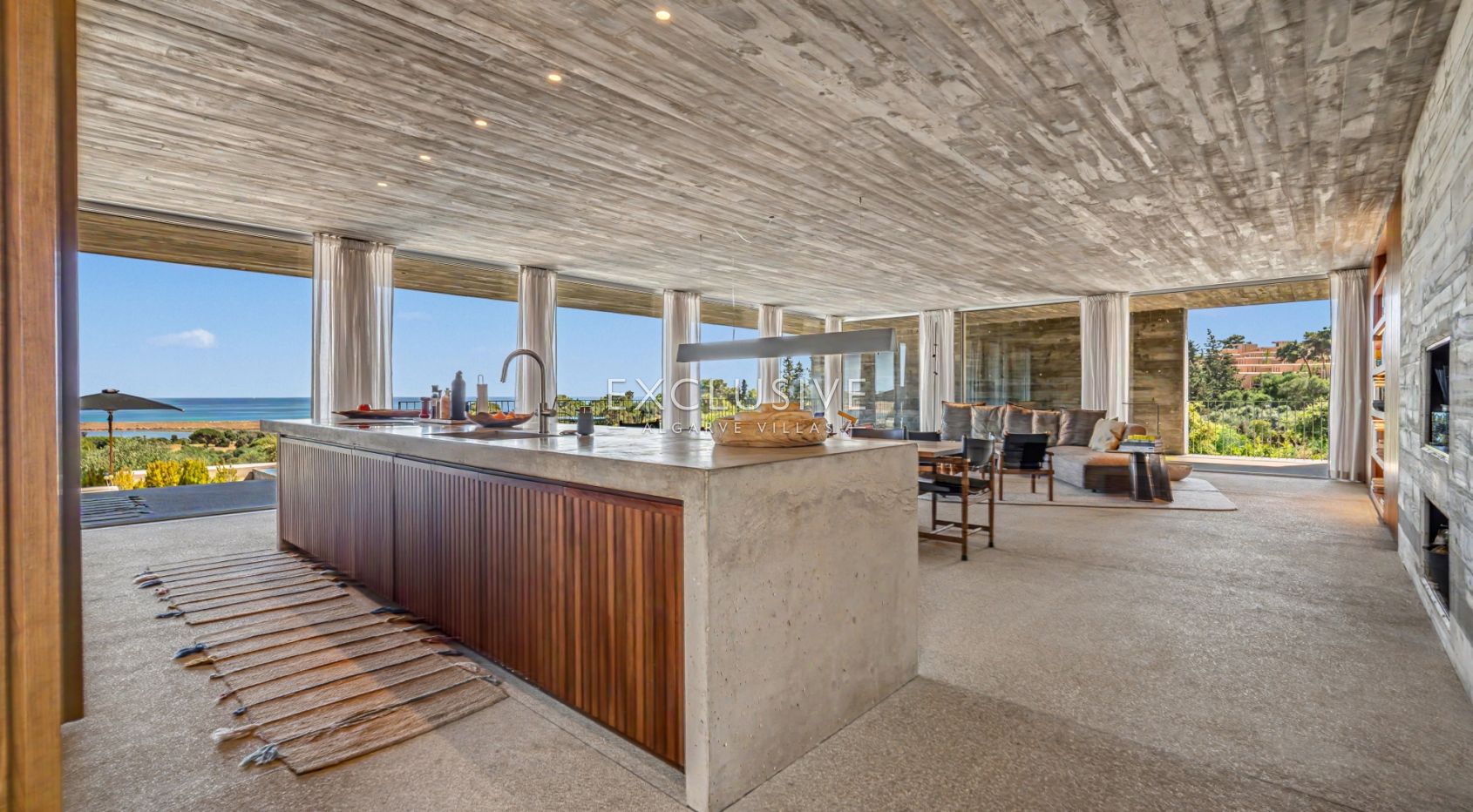 Moderne Villa mit 5 Schlafzimmern und Blick auf das Meer und den Golfplatz im Palmares Golf Resort