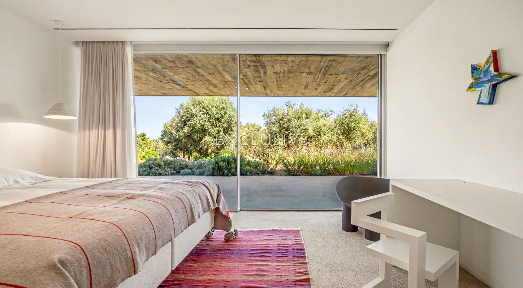 Moderne Villa mit 5 Schlafzimmern und Blick auf das Meer und den Golfplatz im Palmares Golf Resort