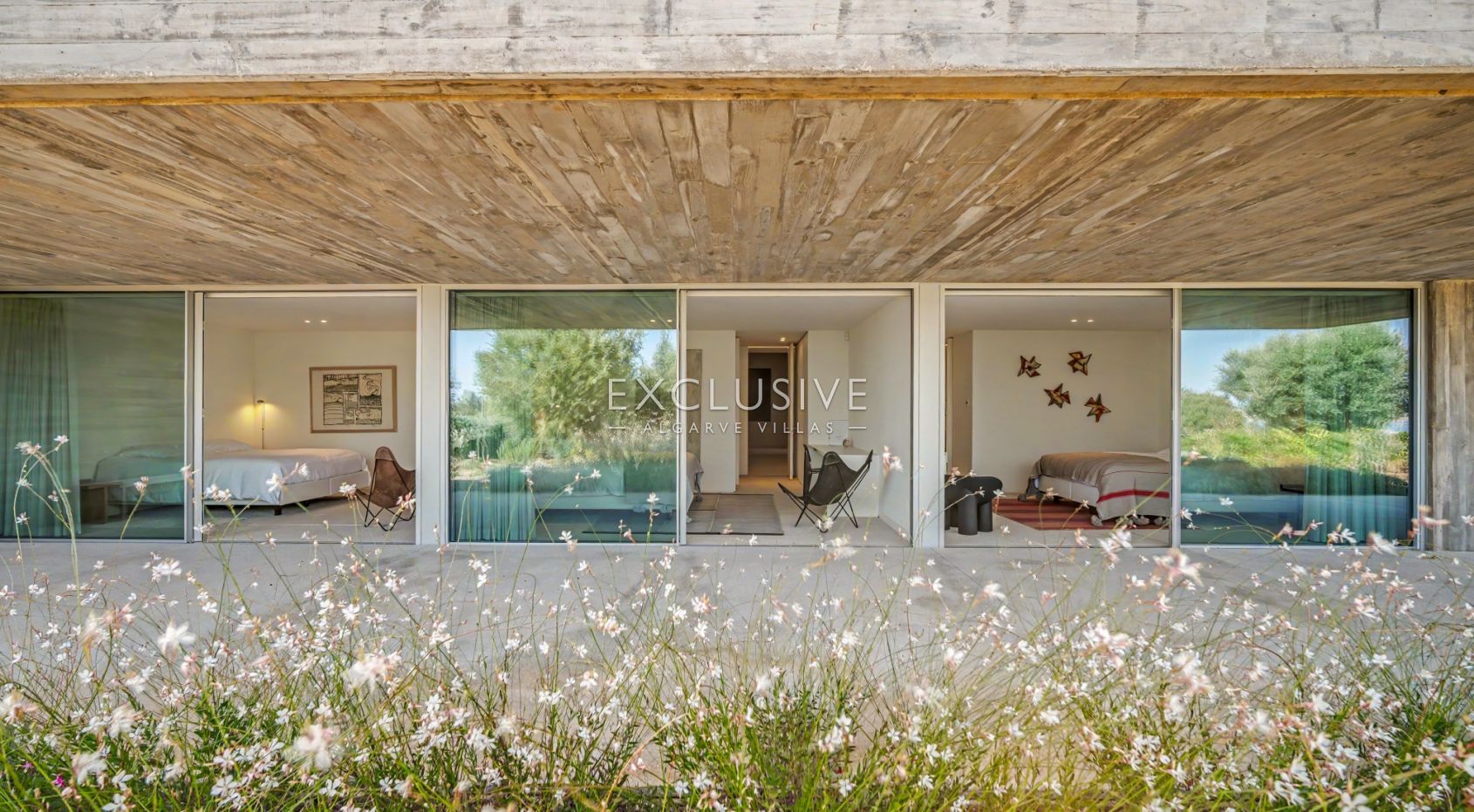 Moderne Villa mit 5 Schlafzimmern und Blick auf das Meer und den Golfplatz im Palmares Golf Resort