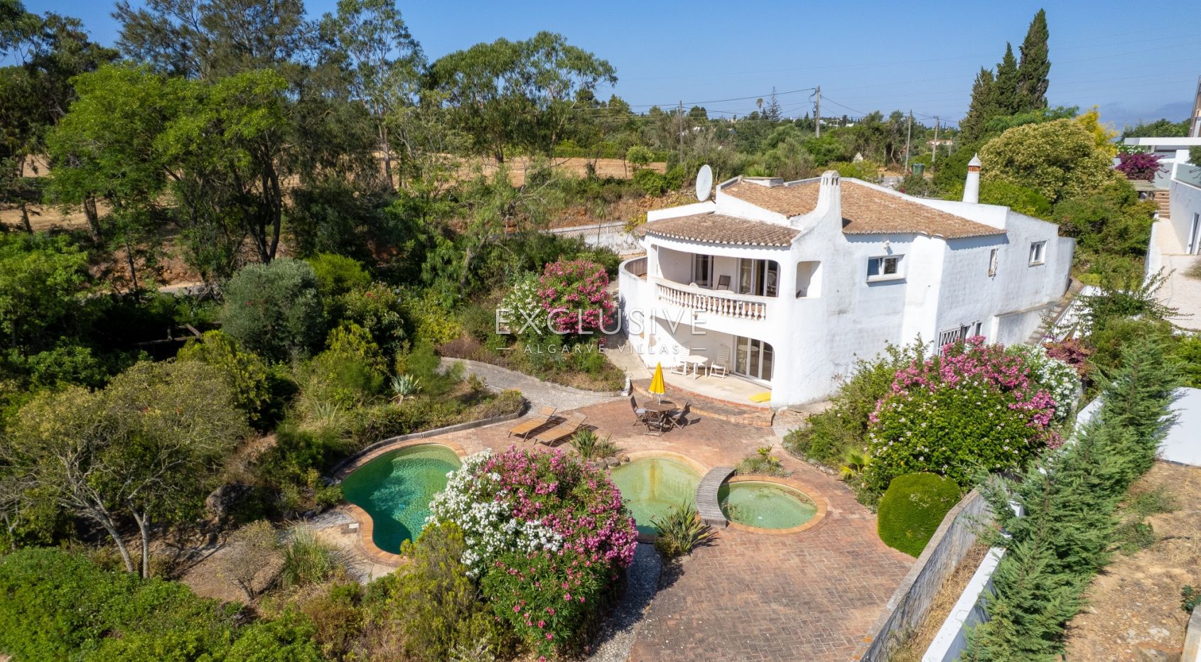 Renovierungsbedürftige Villa mit Meerblick in Falfeira, Lagos