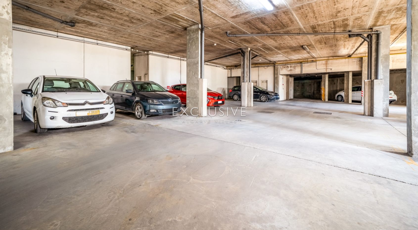 Apartamento T3 e vista para o mar em Lagos, no Algarve, com garagem e elevador
