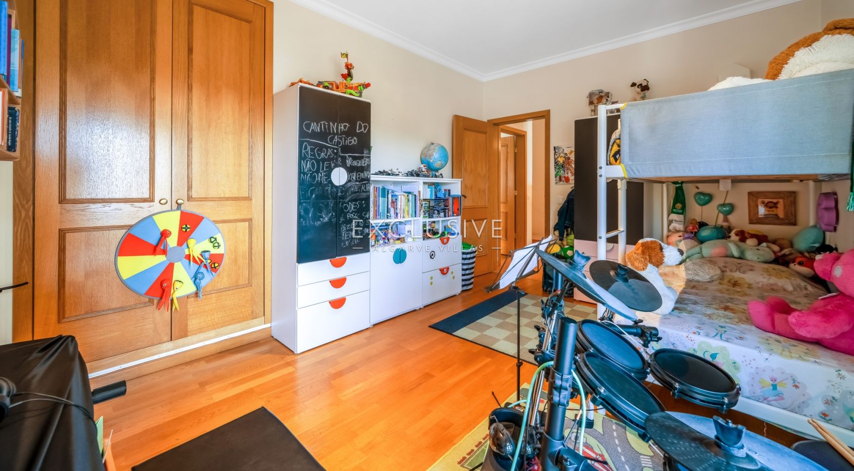 Apartamento T3 e vista para o mar em Lagos, no Algarve, com garagem e elevador