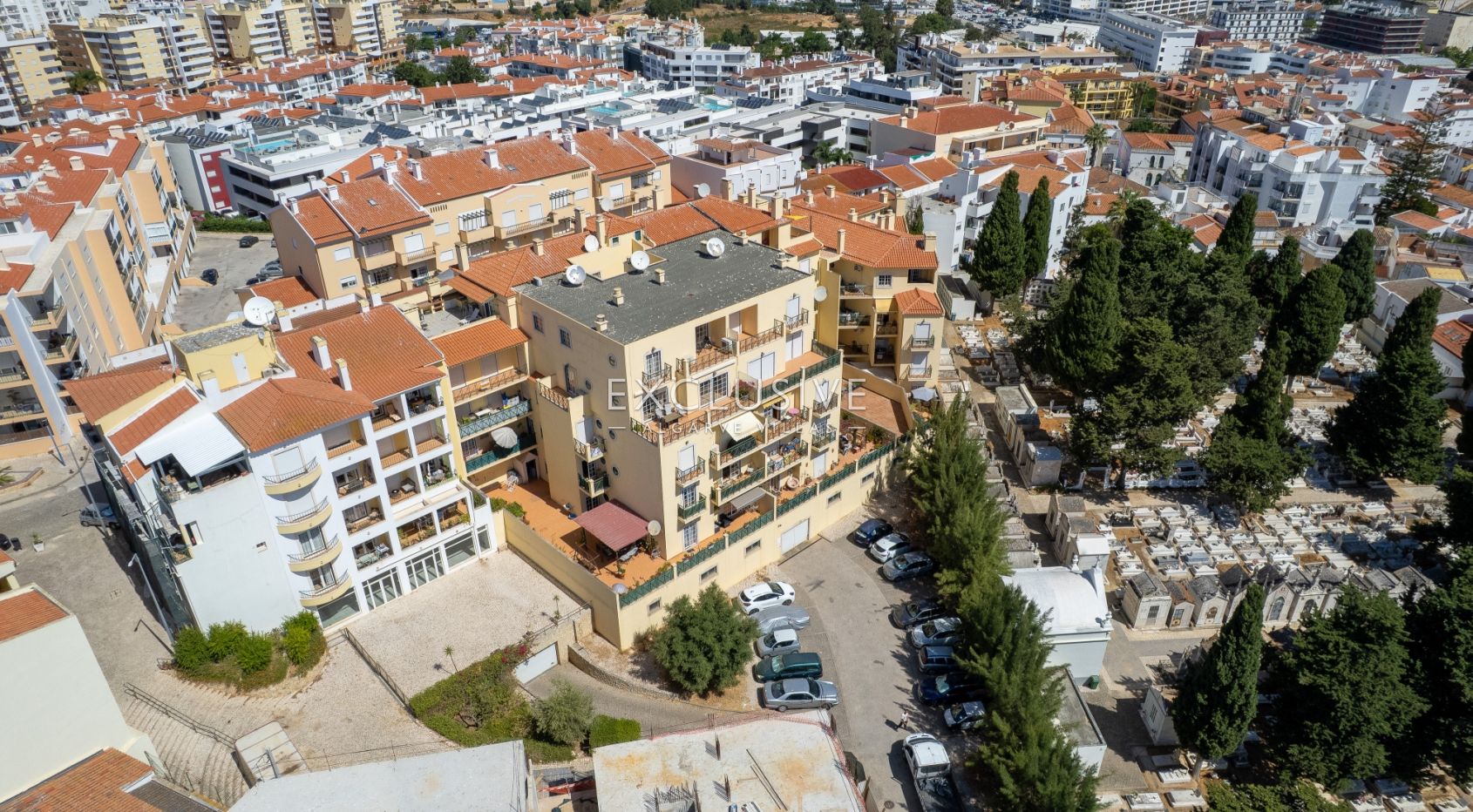 Apartamento T3 e vista para o mar em Lagos, no Algarve, com garagem e elevador