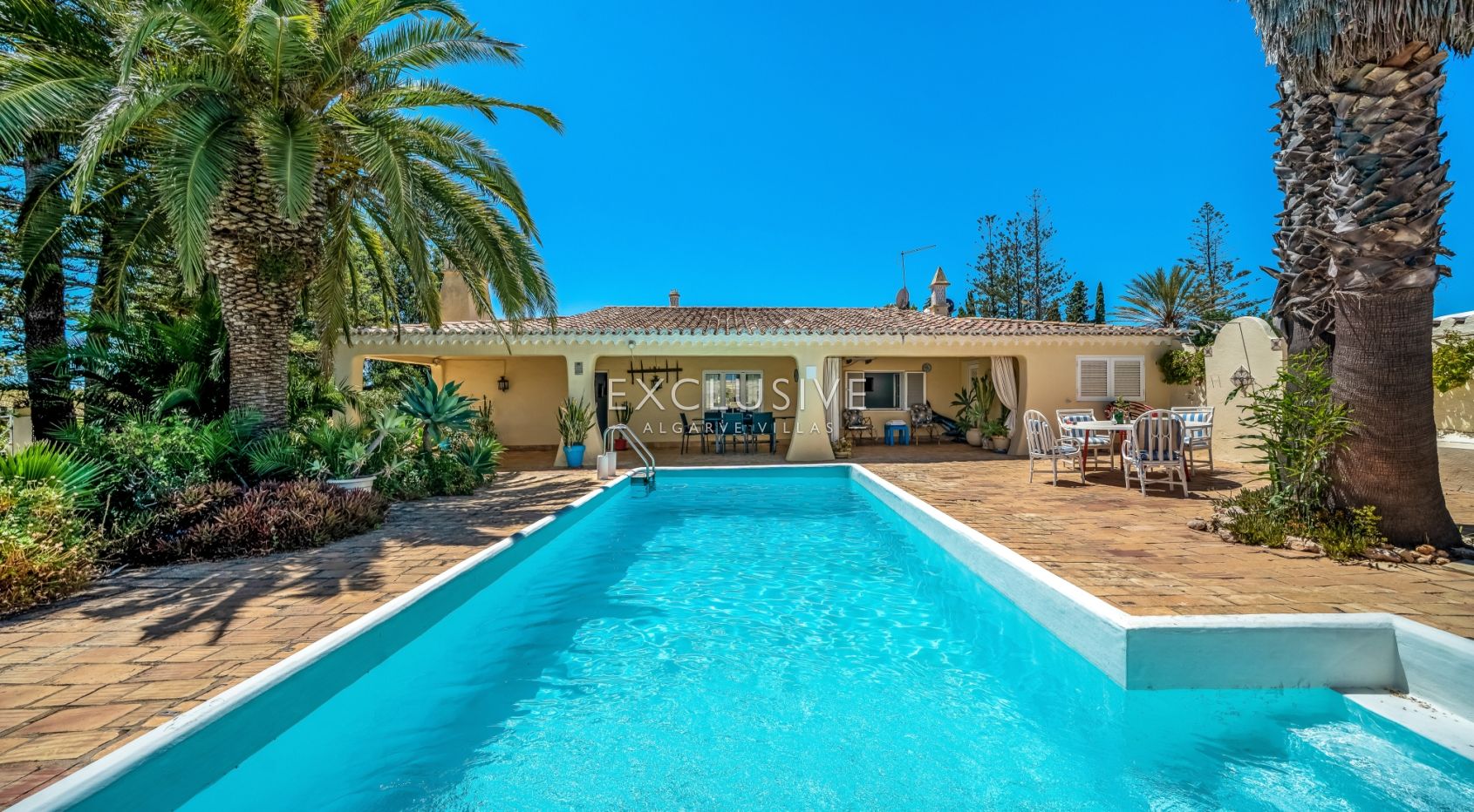 Charmante « quinta », piscine, vue sur la mer et vergers, Carvoeiro