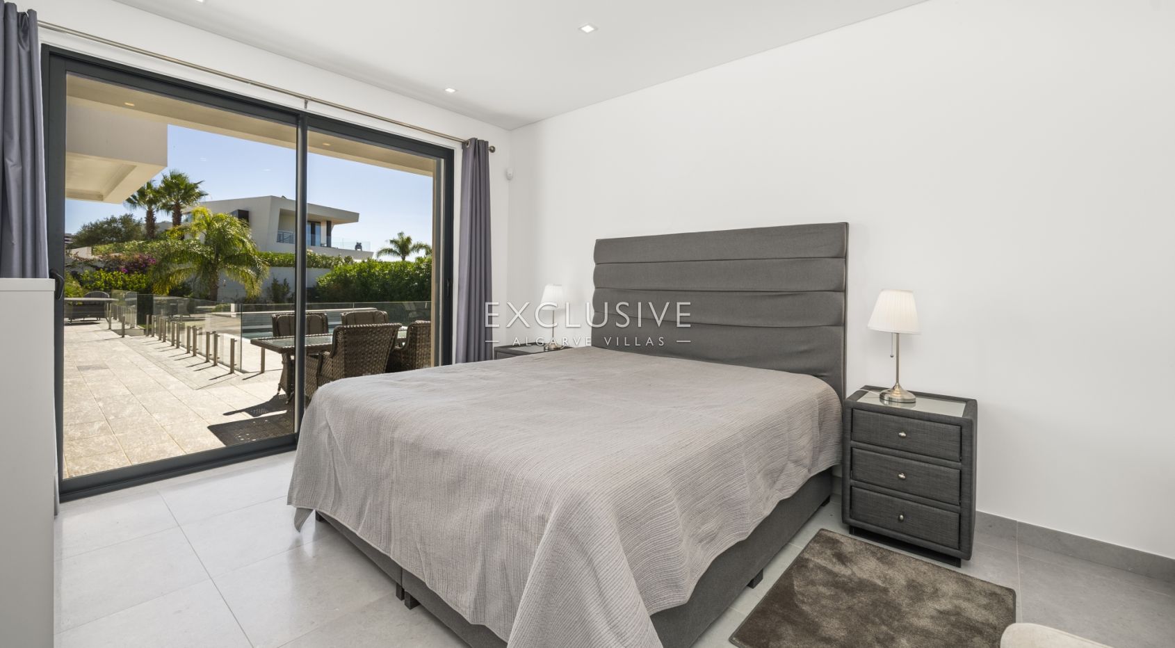 Casa Branca – Élégante villa familiale près de la plage de Porto de Mós, à Lagos
