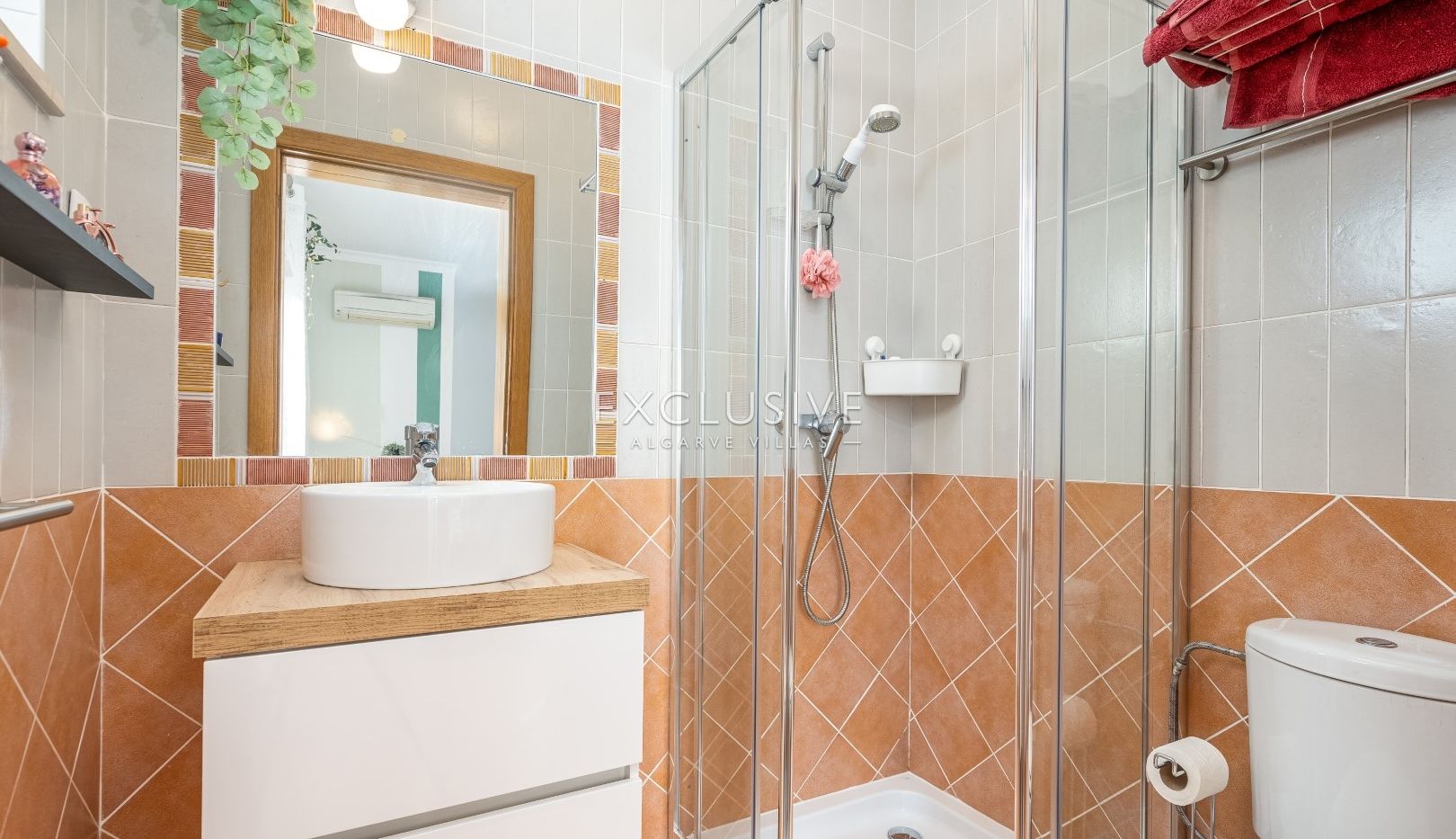 Moradia com 3+2 quartos, piscina e anexo para hóspedes em Cerro das Mós, Lagos, Algarve
