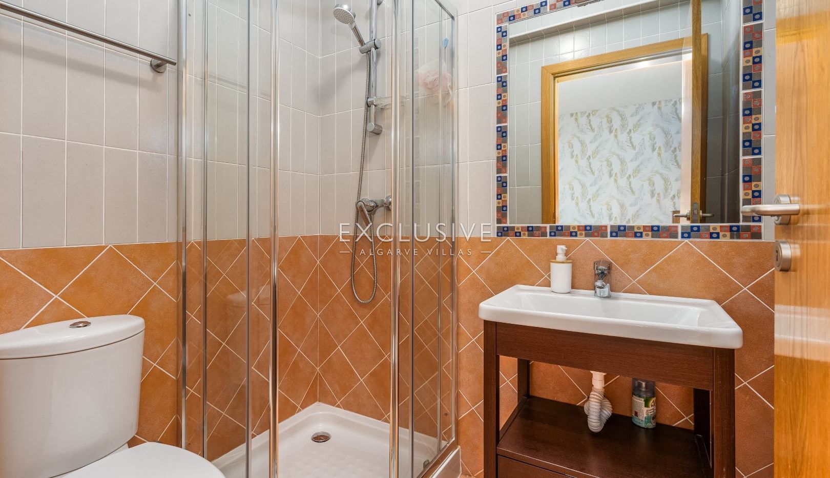 Moradia com 3+2 quartos, piscina e anexo para hóspedes em Cerro das Mós, Lagos, Algarve