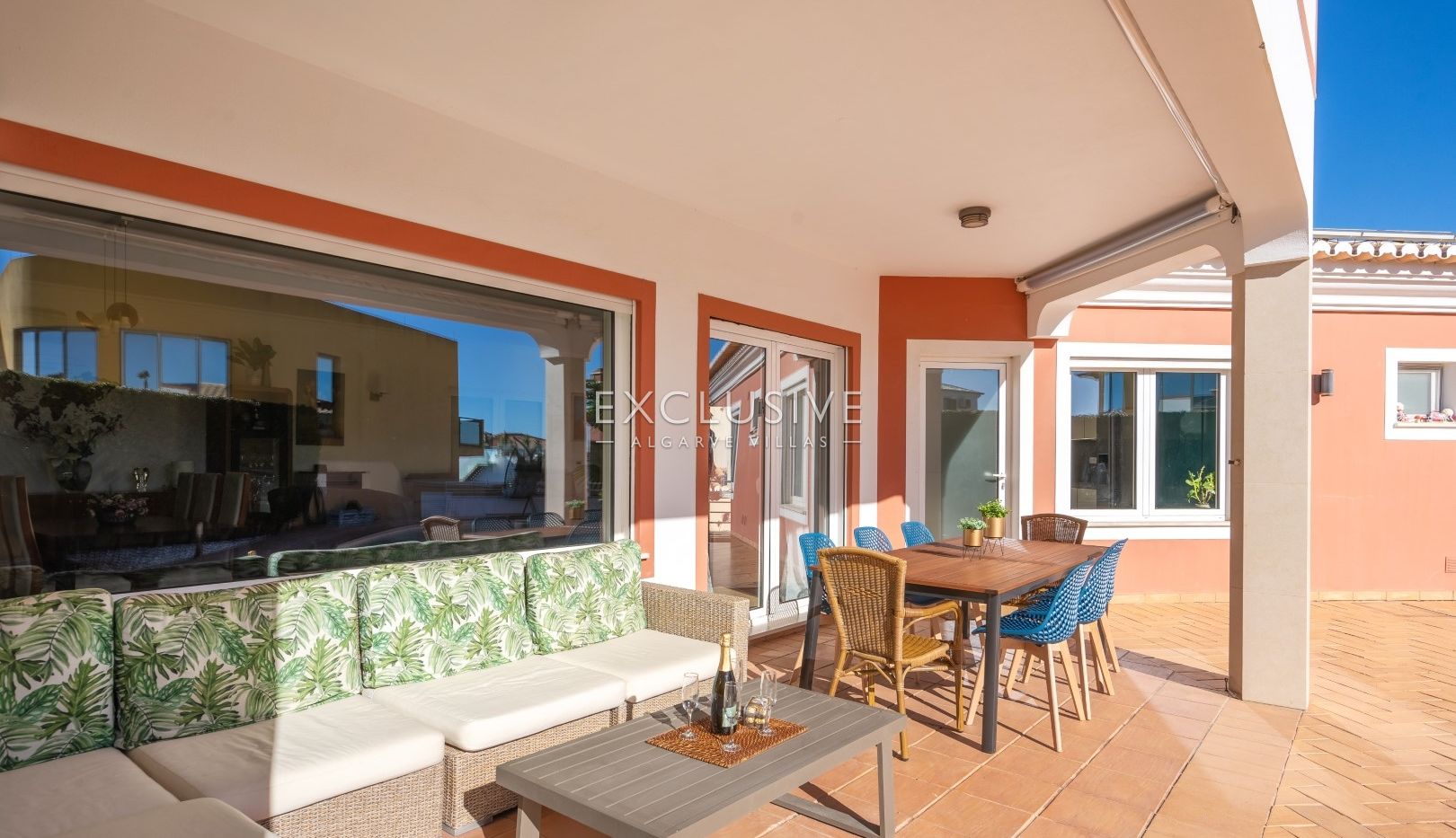 Moradia com 3+2 quartos, piscina e anexo para hóspedes em Cerro das Mós, Lagos, Algarve