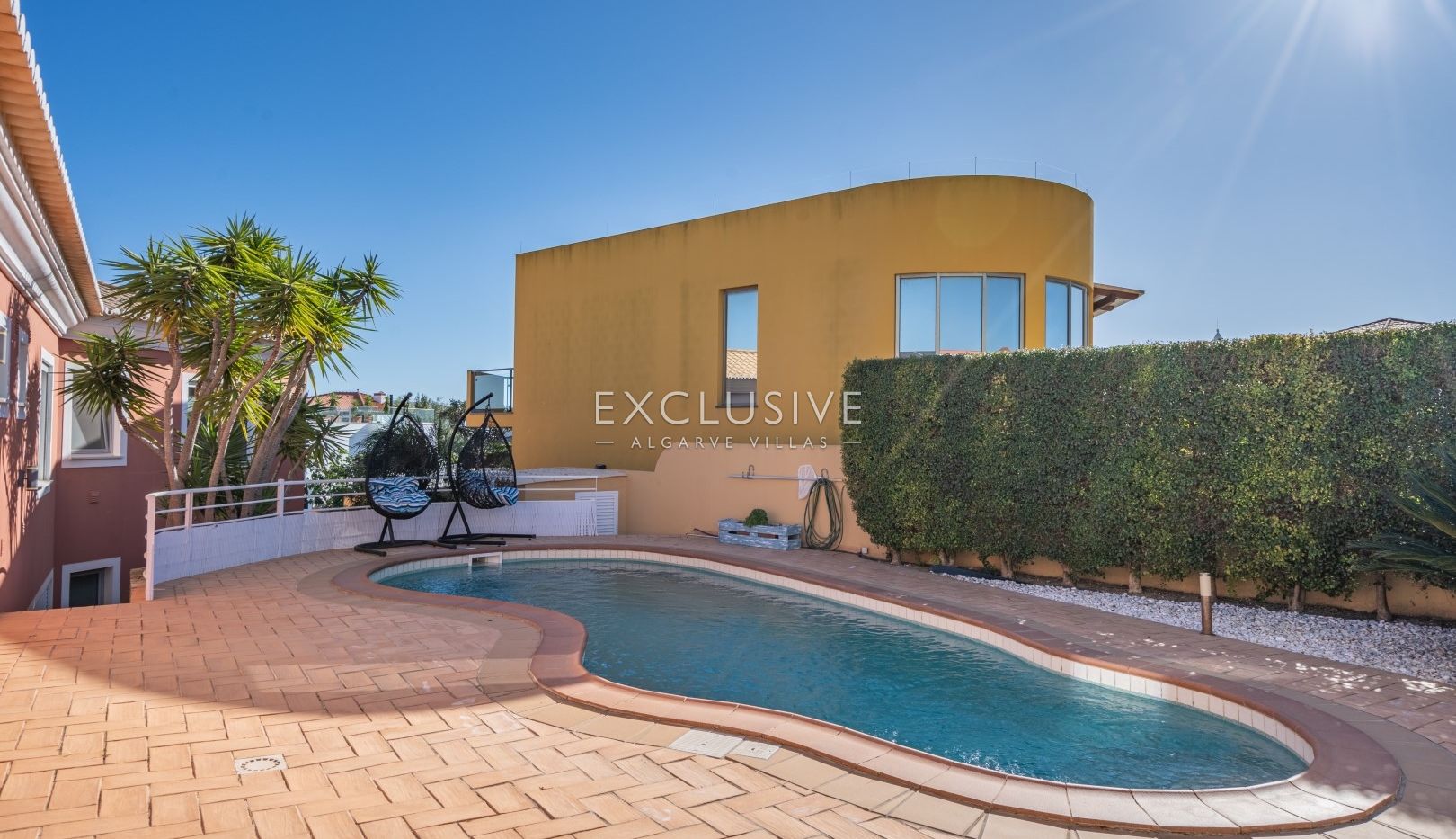 Moradia com 3+2 quartos, piscina e anexo para hóspedes em Cerro das Mós, Lagos, Algarve