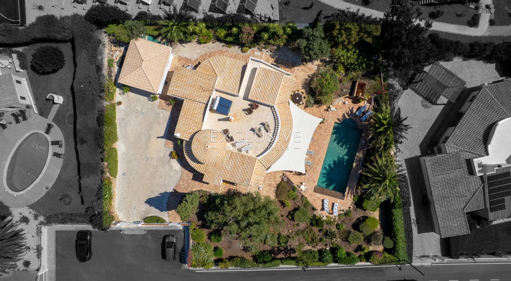 Charming 4Bedroom Villa with Amazing Ocean Views near Praia da Luz and Burgau