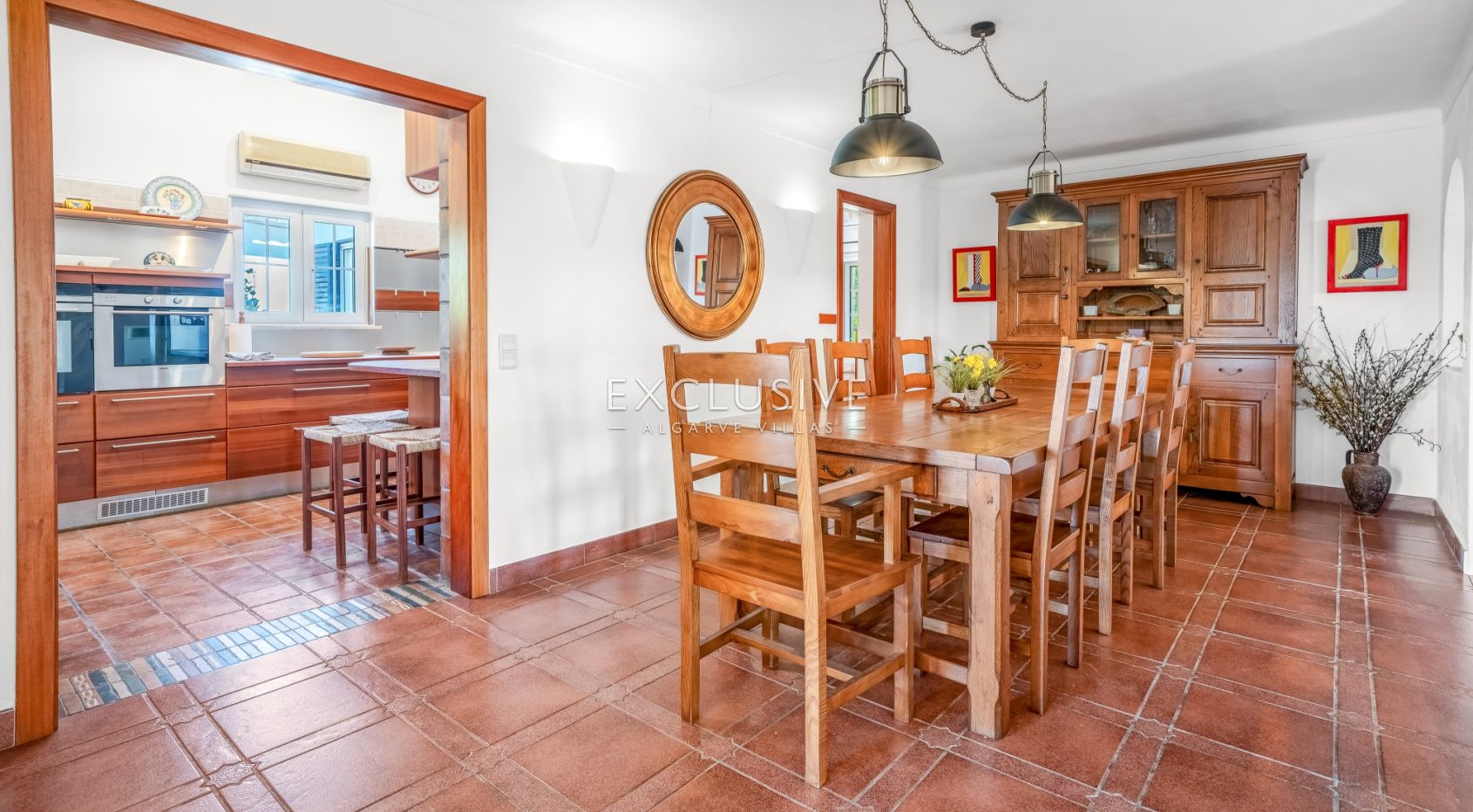Charming 4Bedroom Villa with Amazing Ocean Views near Praia da Luz and Burgau