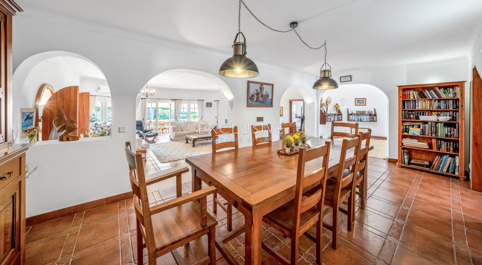 Charming 4Bedroom Villa with Amazing Ocean Views near Praia da Luz and Burgau