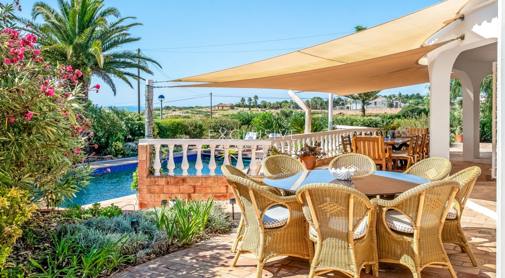 Charming 4Bedroom Villa with Amazing Ocean Views near Praia da Luz and Burgau