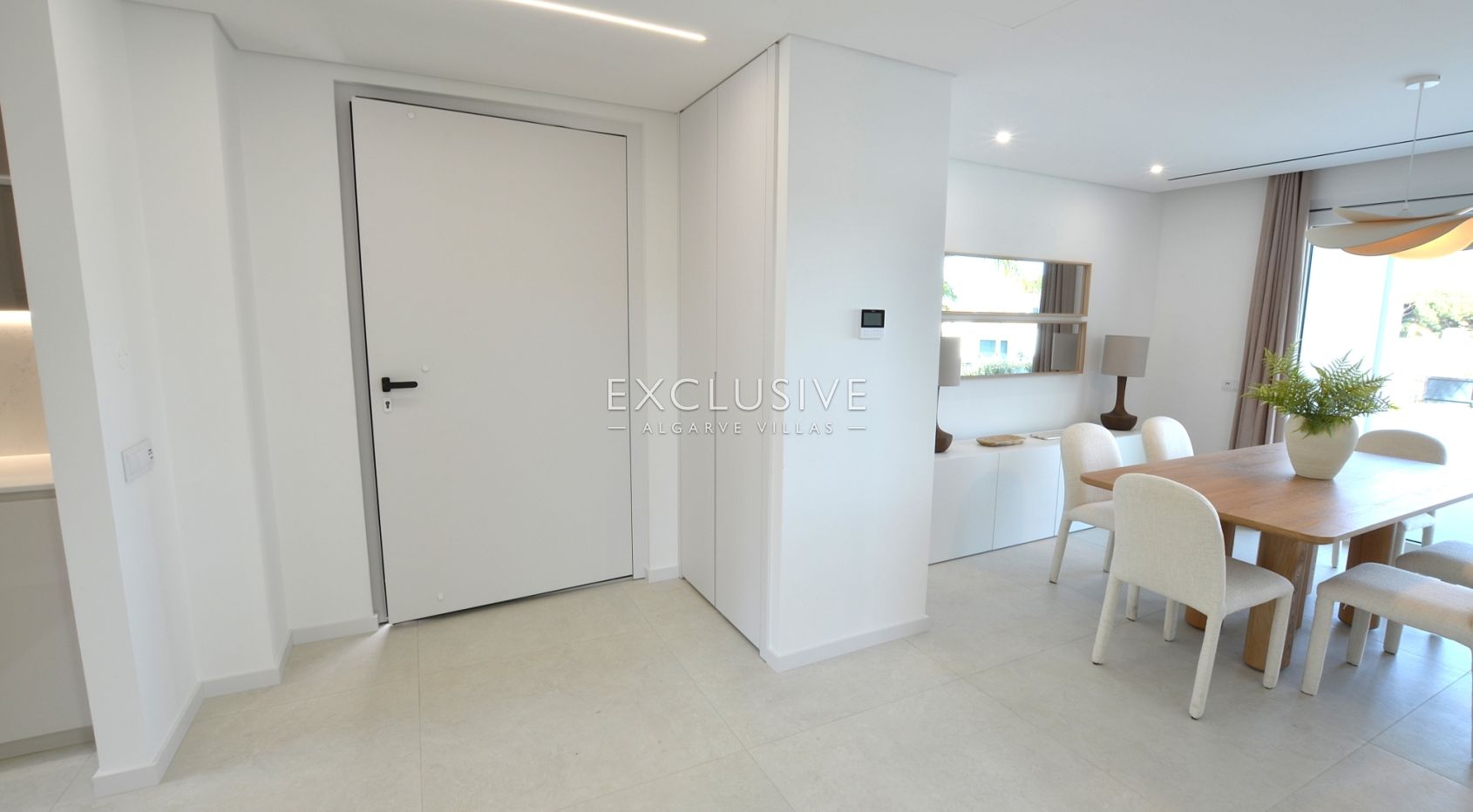 Brand-New Villa Close to Golf and Beach near Vilamoura & Vila Sol