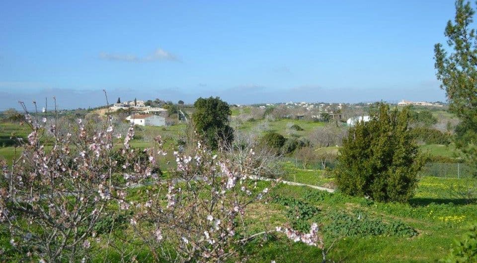 Perceel bij de golfbaan in Boavista Lagos, West Algarve