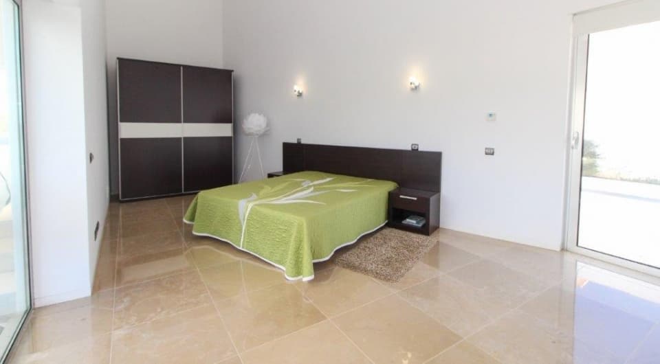 Unique luxury sea view Contemporary villa on front line plot in Burgau near Lagos, Algarve