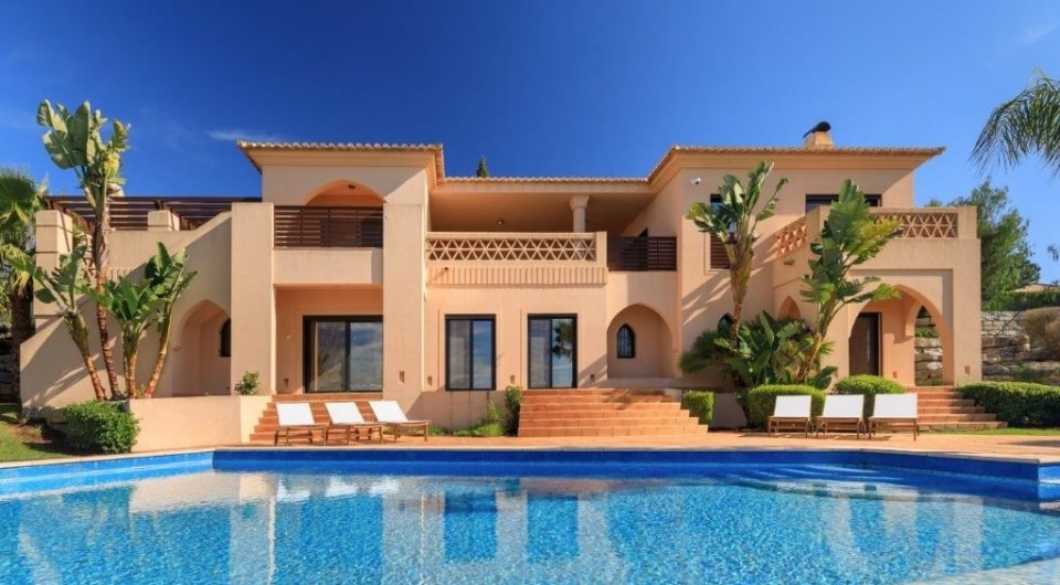 Luxury Four bedroom villa with pool Silves in Golf resort, Algarve