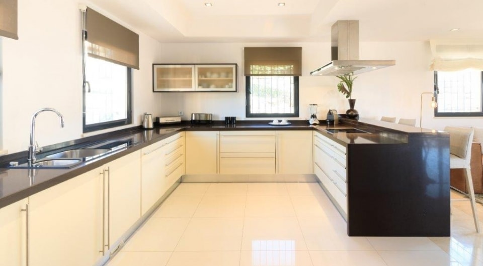 Luxury Four bedroom villa with pool Silves in Golf resort, Algarve