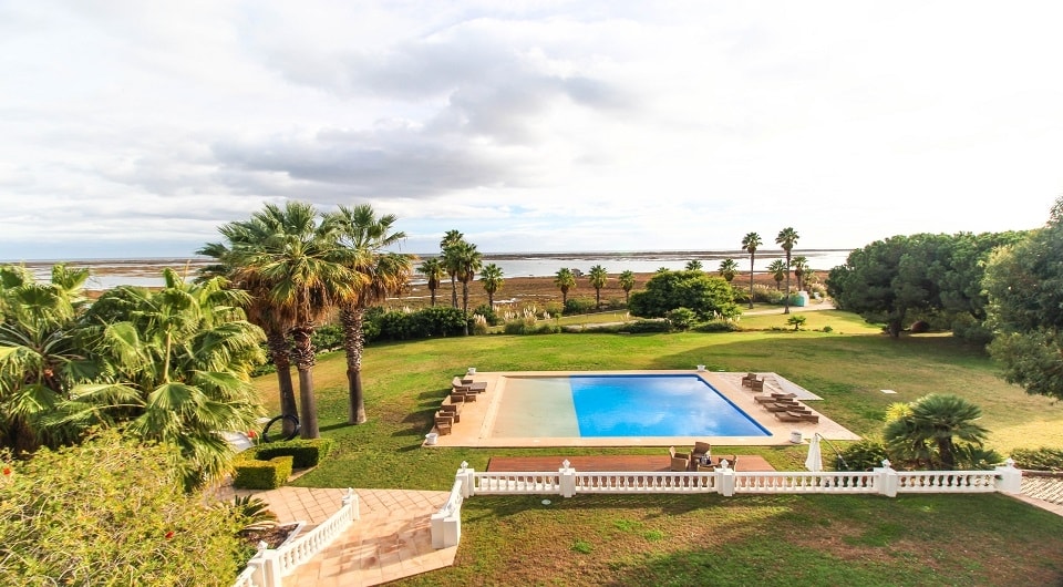 Magnifieke Villa met Ria Formosa uitzicht in Luz de Tavira