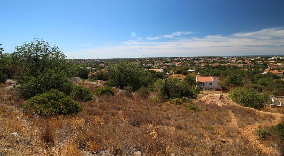 Development plot for 14 townhouses, Almancil in Central Algarve