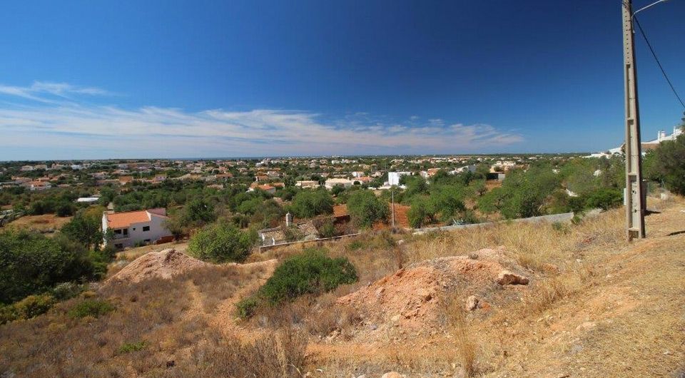 Development plot for 14 townhouses, Almancil in Central Algarve