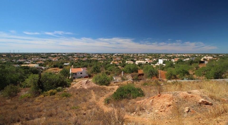 Development plot for 14 townhouses, Almancil in Central Algarve