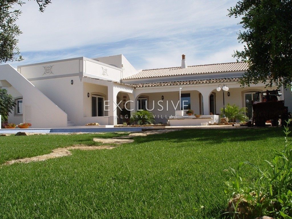 Quinta in Sao Bras de Alportel Quality finishes