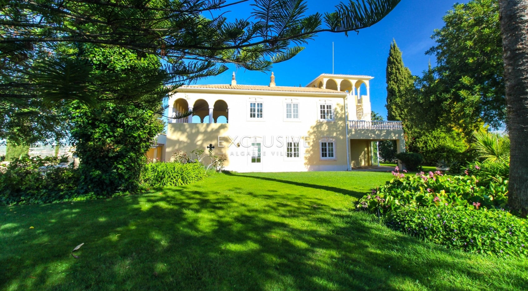 4 bedroom Quinta with Vineyard Lagoa Algarve