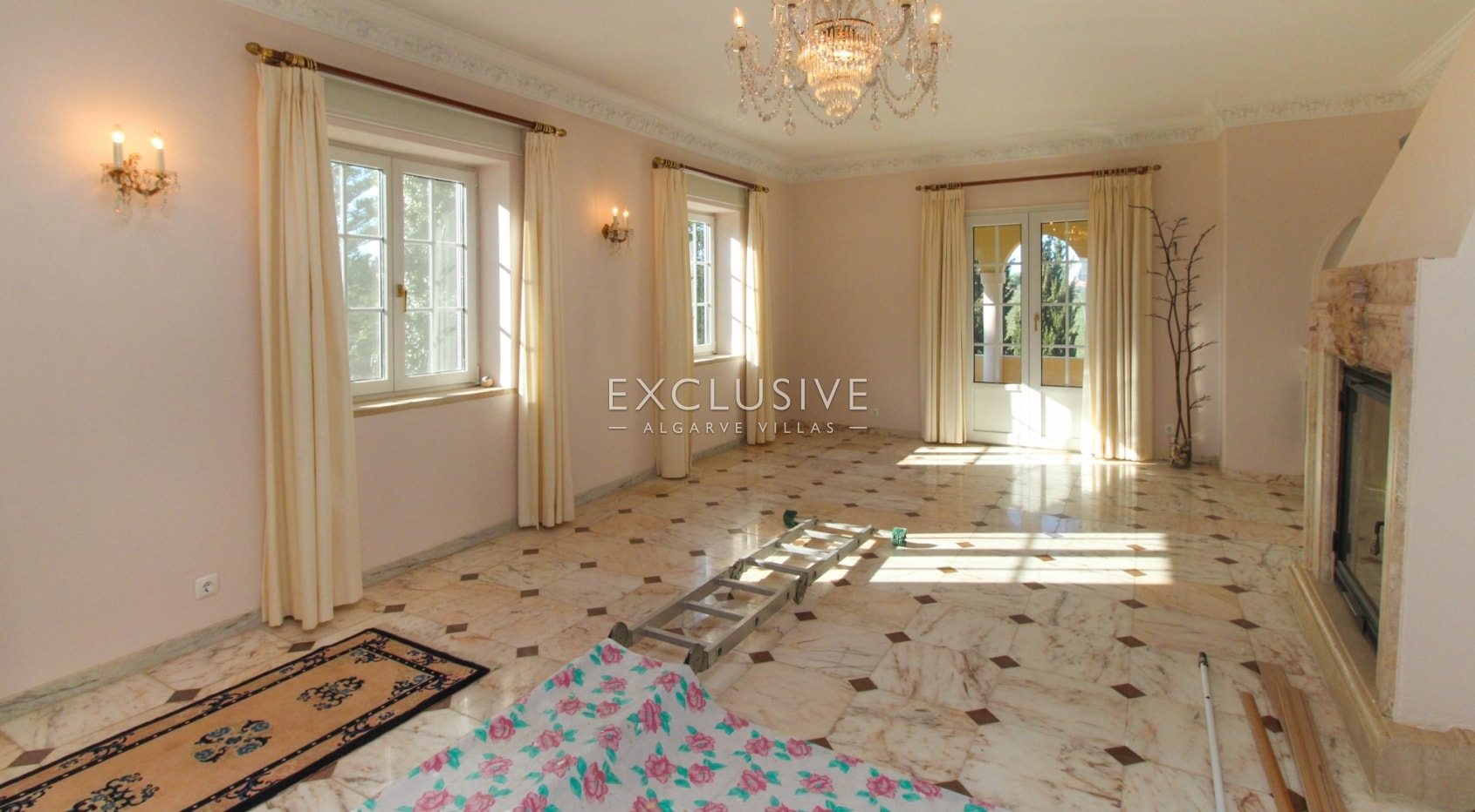 4 bedroom Quinta with Vineyard Lagoa Algarve