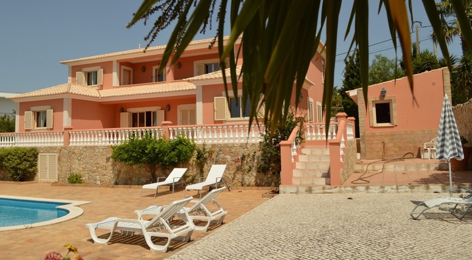 4 bedroom villa with sea views in Praia da Luz in West Algarve