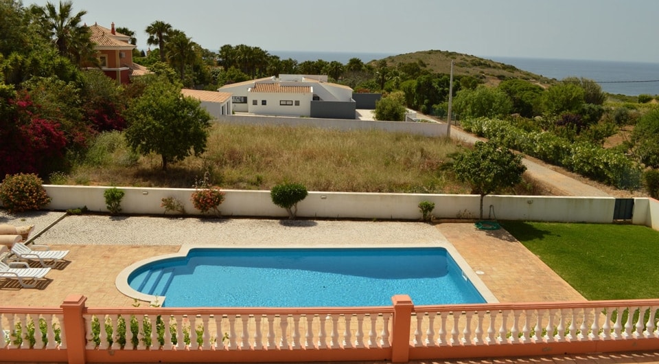 4 bedroom villa with sea views in Praia da Luz in West Algarve