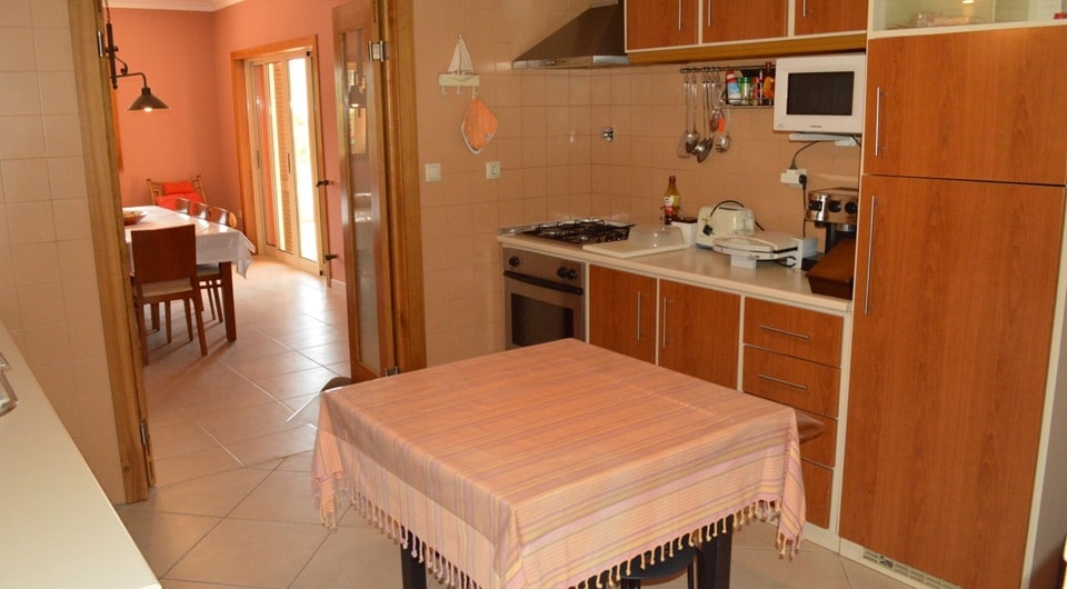 4 bedroom villa with sea views in Praia da Luz in West Algarve