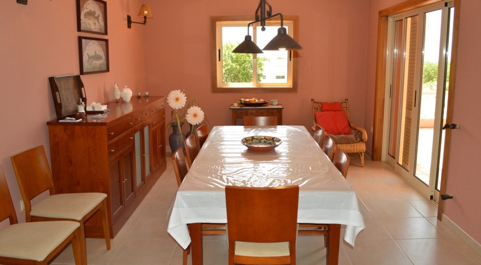 4 bedroom villa with sea views in Praia da Luz in West Algarve