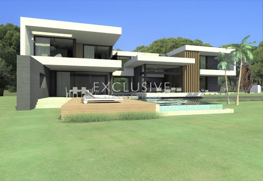 Luxury 4 bedroom modern villa in Carvoeiro centre - West Algarve