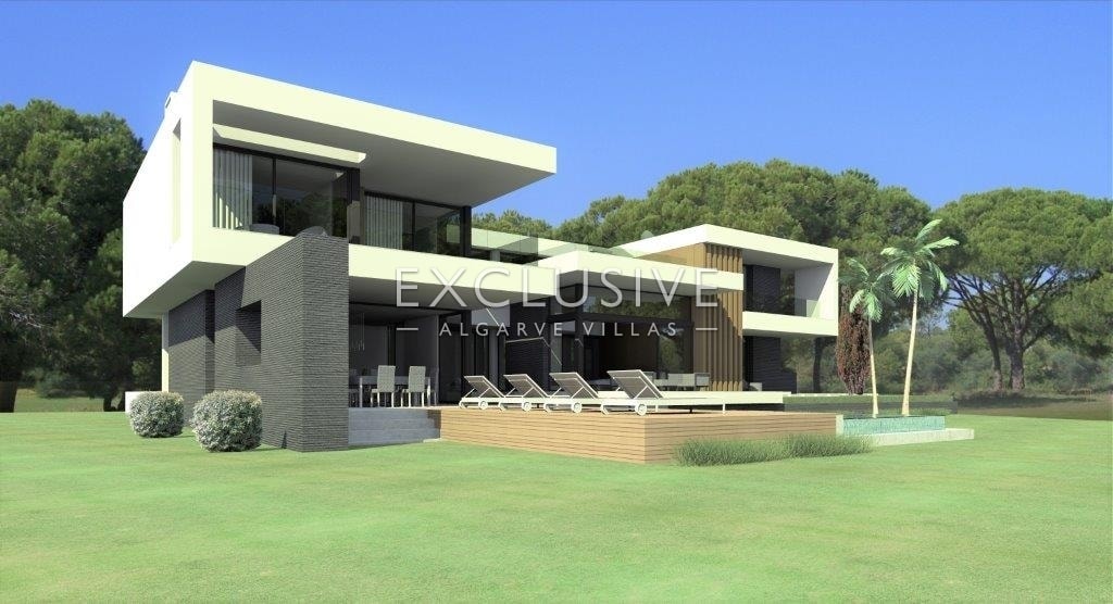 Luxury 4 bedroom modern villa in Carvoeiro centre - West Algarve