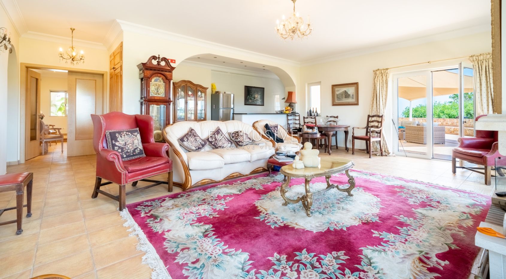 Wunderschönes klassisches Herrenhaus mit 7 Schlafzimmern und herrlichem Meerblick in Po