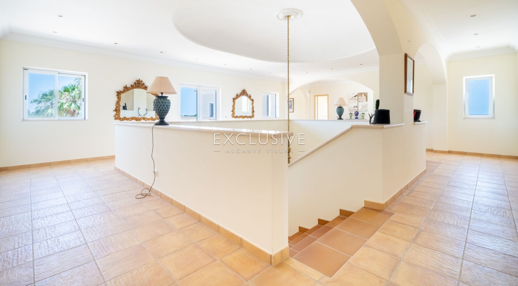 Wunderschönes klassisches Herrenhaus mit 7 Schlafzimmern und herrlichem Meerblick in Po