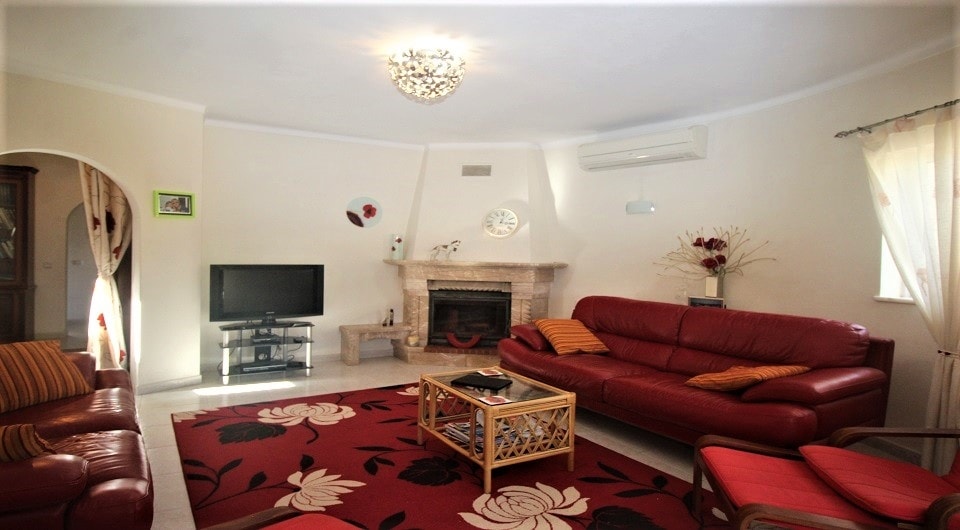 3 slaapkamer villa met zwembad in Carvoeiro West Algarve