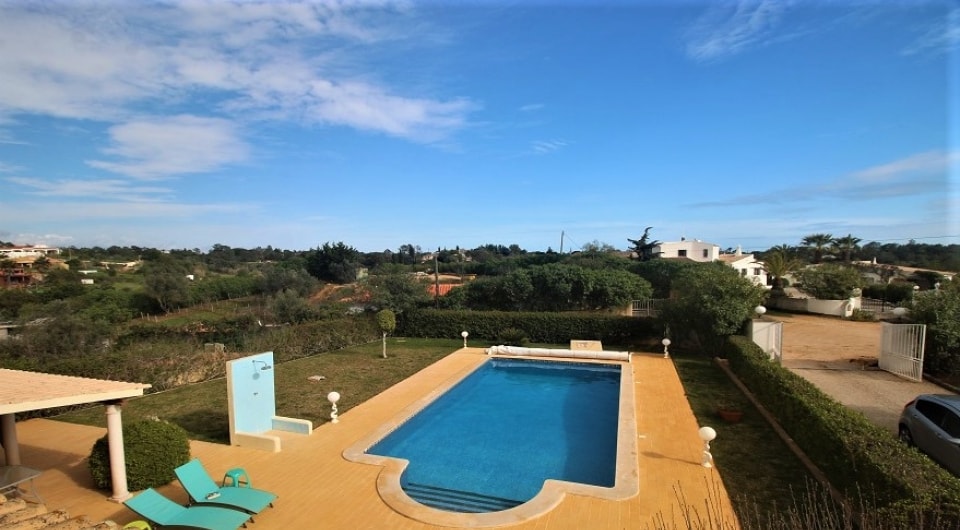 3 slaapkamer villa met zwembad in Carvoeiro West Algarve