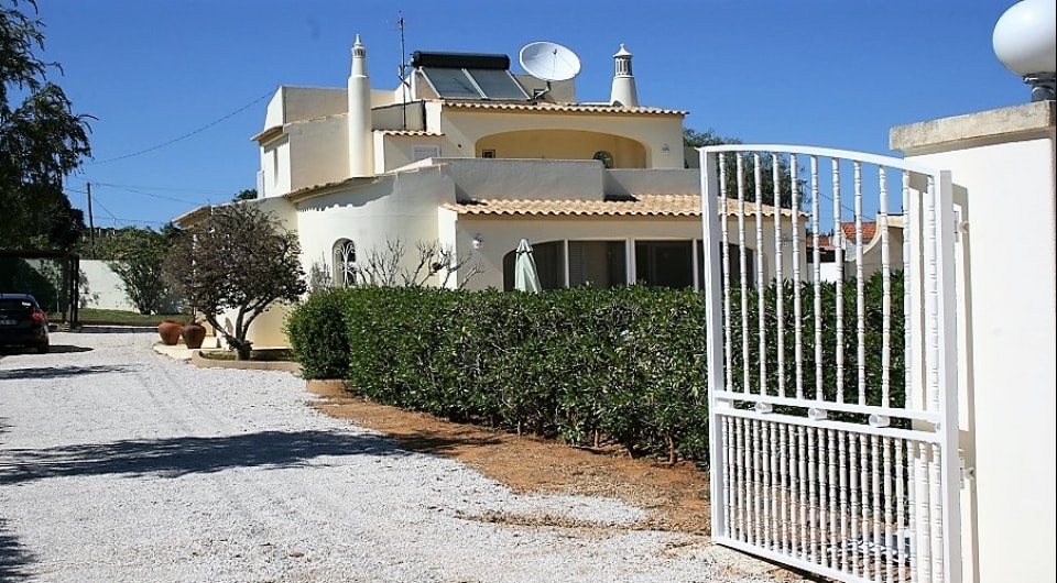3 slaapkamer villa met zwembad in Carvoeiro West Algarve