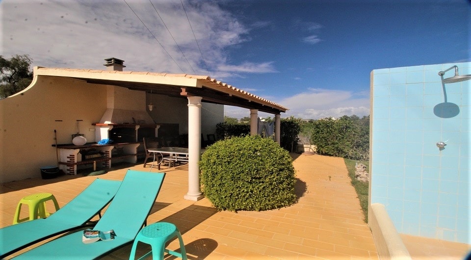 3 slaapkamer villa met zwembad in Carvoeiro West Algarve