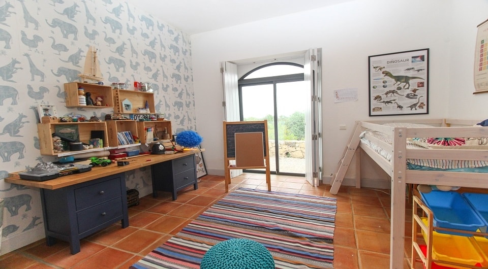 SOLD - High quality recent build villa near Loule in quiet setting
