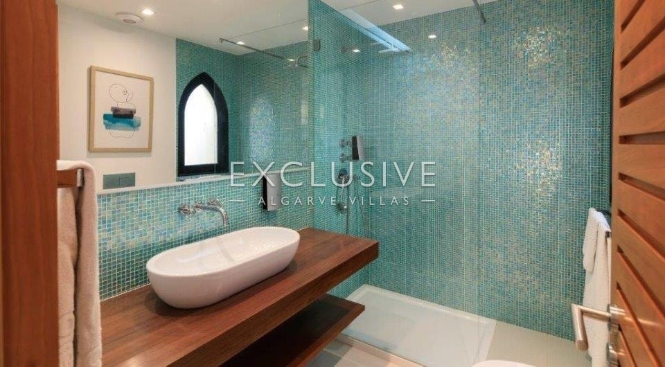 Luxury villa with pool Silves in Golf resort, Algarve