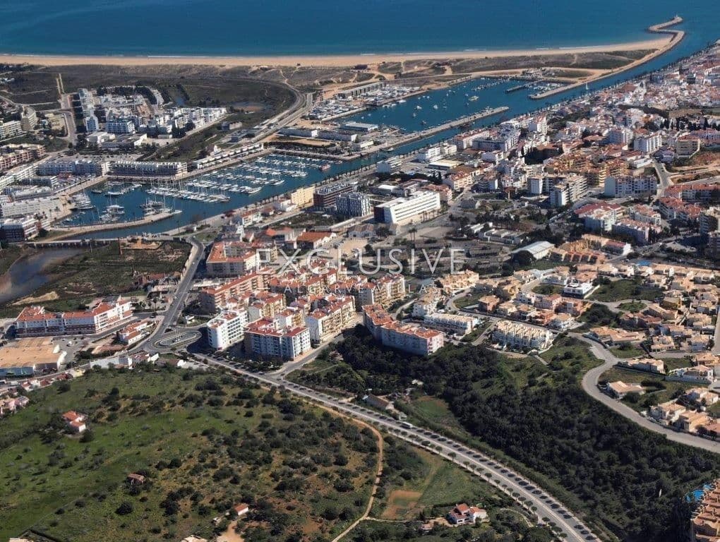 Baugrundstücke zu bauen, apartments mit Blick auf den Jachthafen und das Meer, in Lagos