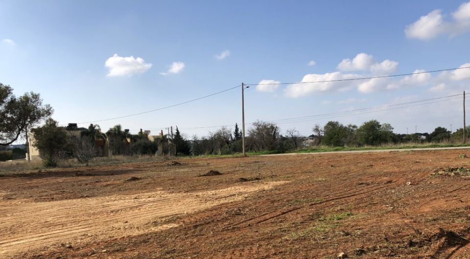 Large plot for construction in a quiet area of Almancil, near golf resorts, Algarve