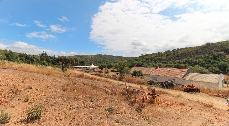 134 hectare plot with approved project for rural tourism hotel near Lagos, Algarve