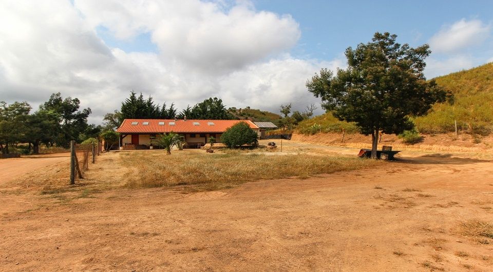 134 hectare plot with approved project for rural tourism hotel near Lagos, Algarve